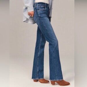 Abercrombie LONG The 70s Vintage Flare Ultra High Rise Jeans 24